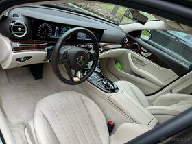 Mercedes Benz E350d 4x4, rv. 12/2017, 38.114km , plná výbava - 9