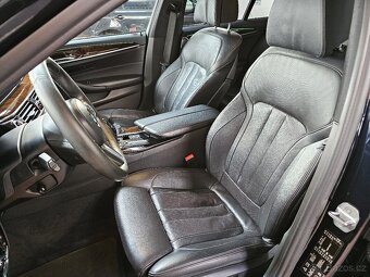 BMW Řada 5, 540d x-drive 235kw M-paket - DPH - 9