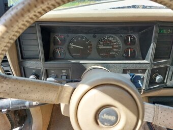 Jeep Cherokee XJ, 4.0L HO, LPG - 9