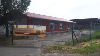 Průmyslová zóna Cheb areál s pozemkem 12.482m2, dům a hala - 9