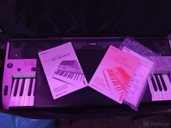 Yamaha PSR-e443 - 9