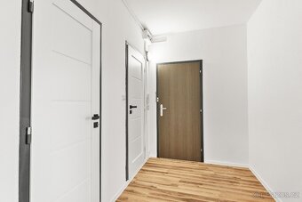 Prodej bytu 5+1 91 m² po rekonstrukci s krásným výhledem - 9