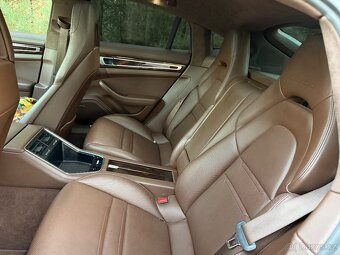 Porsche Panamera Turbo - 9