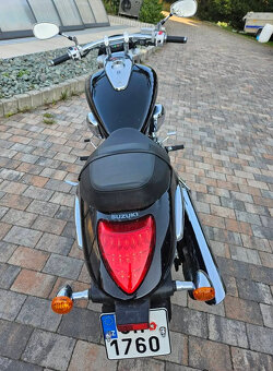 Suzuki Intruder VZR 1800 - 9