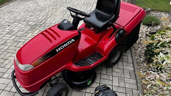 Honda 2315 zahradní traktůrek,traktor 2 VÁLCE - 9