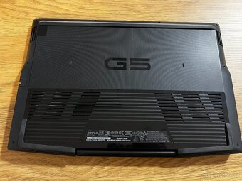 Herní notebook DELL G5 (5500) - 9