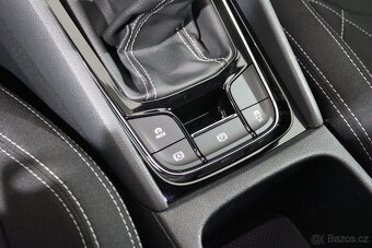Škoda Karoq SPORTLINE 1.5TSi 110kW,LED,Virtuál,2022,Záruka - 9