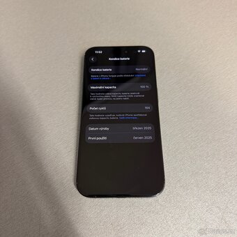 iPhone 15 Pro 128GB modrý, 100% baterie, rok záruka - 9