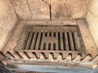 Kachlová kamna červená - 9