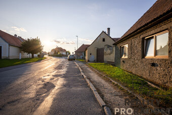 PRODEJ RODINNÉHO DOMU 2+1 V OBCI ŠTÍTARY - 9