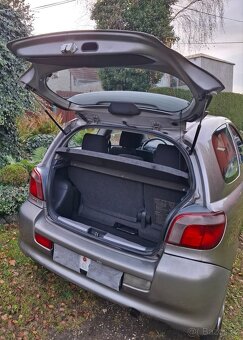 Toyota yaris ts 1.5 /Rezervace/ - 9