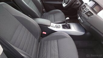 Renault laguna 3 benzín 2.0 103 kw - 9