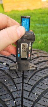 Zimní pneu 205/55/17 R.v. 2023 - 9