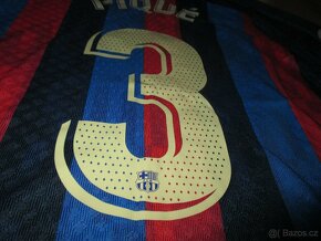 Futbalový dres FC Barcelona 2022/23 sempr3 Piqué - 9