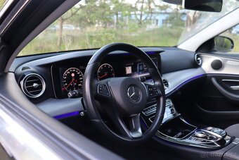 Mercedes-Benz E200 - 9