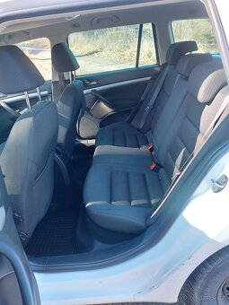 Škoda Octavia II combi (po faceliftu) 2.0TDi Family - 9