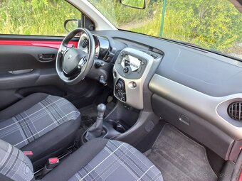 Prodám Peugeot 108 1.2 PureTech - 9