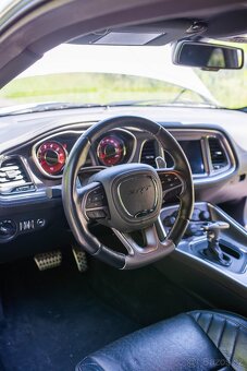Dodge Challenger Hellcat - 9