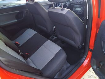 Škoda Fabia 1.2 HTP, 2010, 125 000 km, pěkný stav - 9
