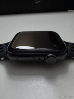 Apple Watch SE Nike 44mm - 9