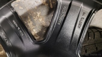 Mercedes Benz E: All-Terrain, alu 19',Tpms snímače - 9