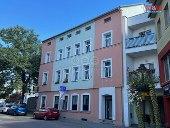 Pronájem obchod a služby, 100 m², Strakonice, Palackého nám. - 9
