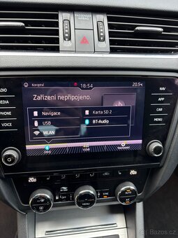 ŠKODA OCTAVIA 3 FL COMBI 1.5 TSI 2018 NAVI, TAŽNÉ, 1. MAJ., - 9