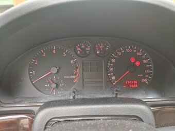 Prodám Audi a4 1.8 88kw rok:1997 stk 9/26 - 9