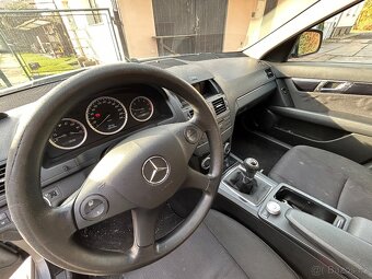 Mercedes-Benz C 200 CDI - 9