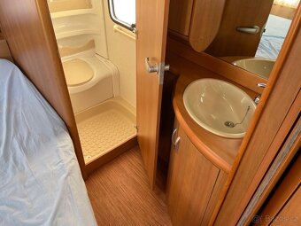 Hobby Excellent 560, EL.POJEZD, BOJLER, SPRCHA, MARKÝZA - 9