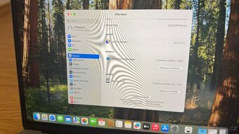 Apple MacBook Pro 13,3", i7, 32GB RAM, 1TB SSD - 9