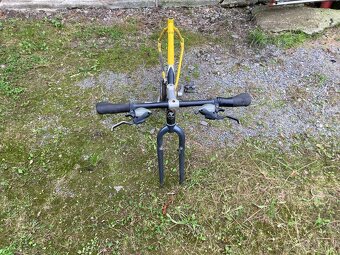 rám na kolo + obě dvě kola - 9