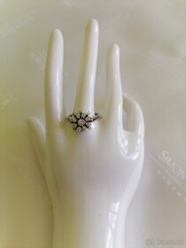 Zlatý luxusní prsten s diamanty 0,40ct - 9