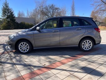 Mercedes-Benz B200 D - 9