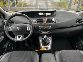 Renault Grand Scenic 1.6 DCi,2012, 7 míst,digiklima,panorama - 9