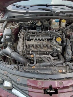 Alfa Romeo 1.9 JTDm 16v SW 110kw - 9