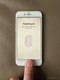 iPhone 8 64Gb Silver - 9