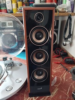 Hifi reprosoustava Génius a gramofon. - 9