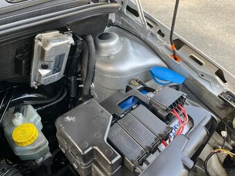 ŠKODA ROOMSTER 1. 6 MPI SERVISNÍ KNIHA  124.900 km - 9