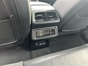 Audi e-tron 55 quattro S line - 9