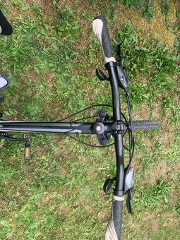 Horské kolo Specialized Hardrock – rám S, kola 26" - 9