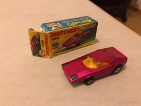 MATCHBOX/LESNEY autíčka - 9
