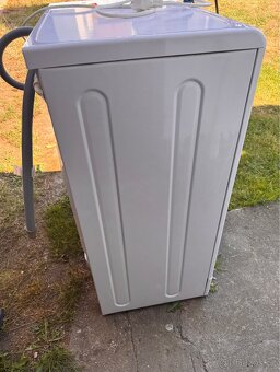 Indesit pračka - 9