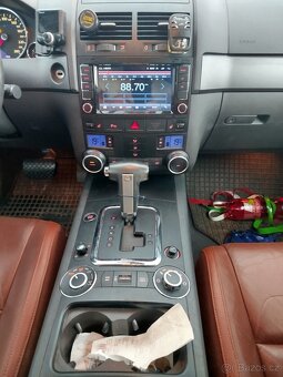 WV TOUAREG 3.0 tdi V6 L7 176kv + čip - 9