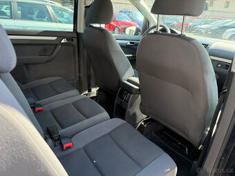 Volkswagen Touran 1.6 tdi - 9