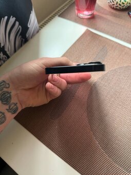 iPhone 14 128gb - 9