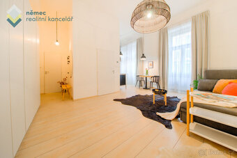Pronájem, stylový byt 1+kk, 33 m² + balkon 2 m², Praha 1 - N - 9