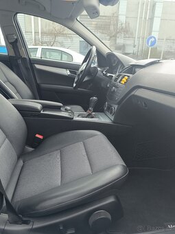 Mercedes Benz Avantgard - 9