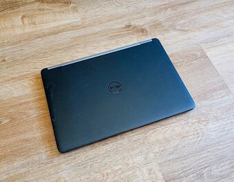 DELL Latitude E7270 - IPS FHD, i5,SSD,PODSV.KLÁV. - 9