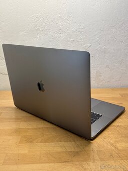 MacBook Pro 15” 2017/16GB RAM/Intel i7/1T SSD/ Záruka - 9